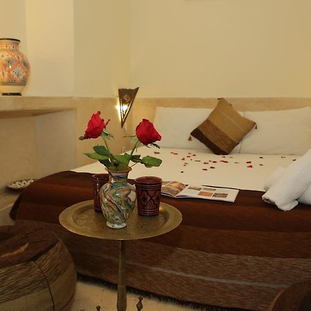 Riad White Flowers Марракеш Екстер'єр фото